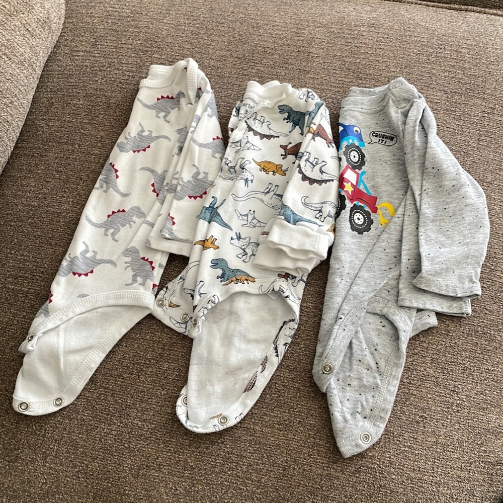 Set of 3 long sleeved onesies. 0-3mo.